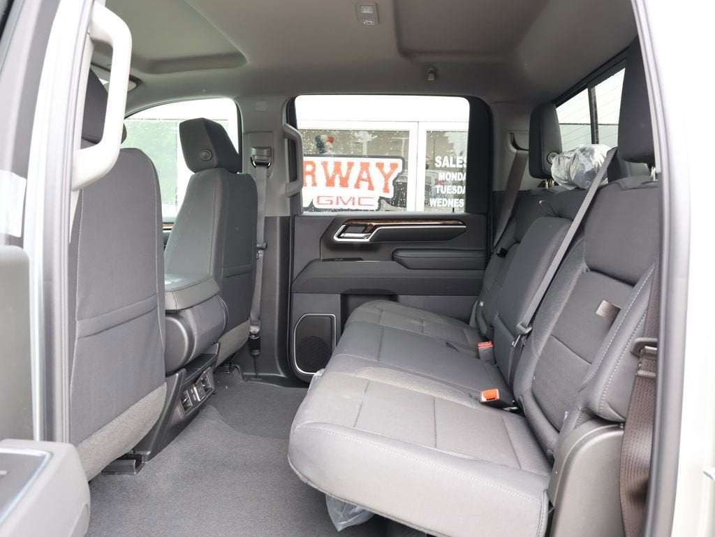 2026 GMC Sierra 3500 HD SLE