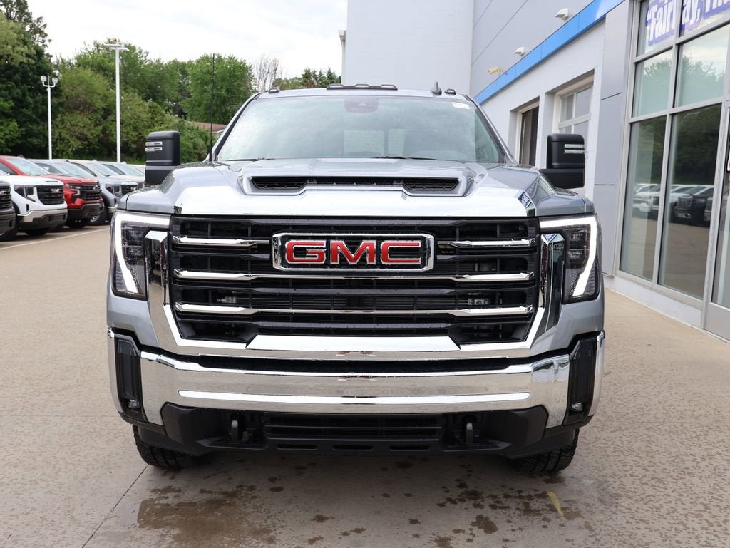 2026 GMC Sierra 3500 HD SLE