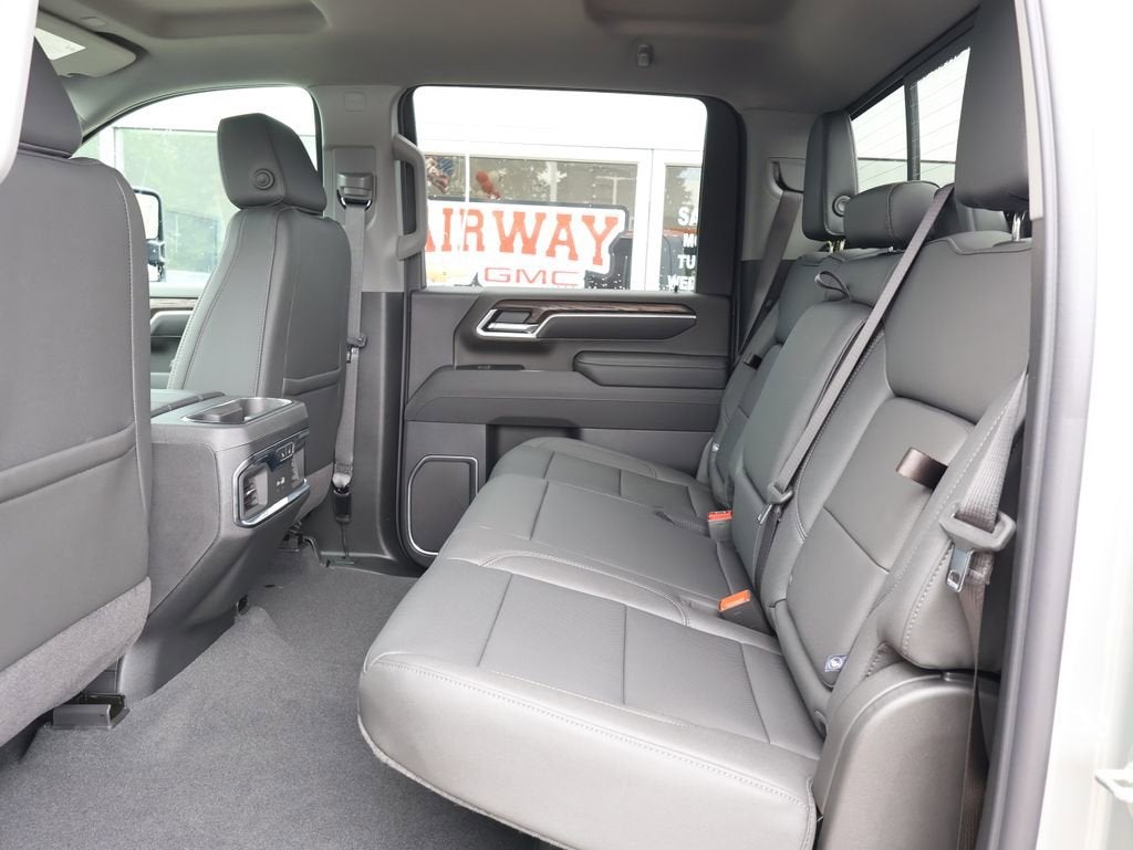 2026 GMC Sierra 3500 HD SLT