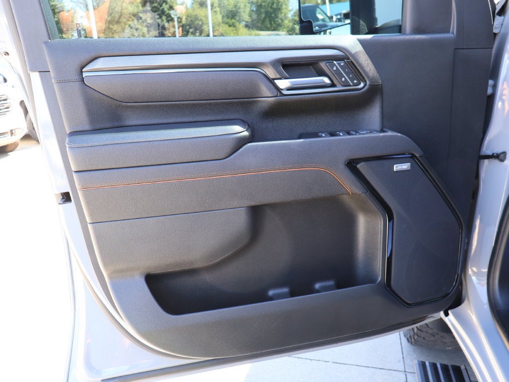 2025 GMC Sierra 3500HD AT4 - Photo 12