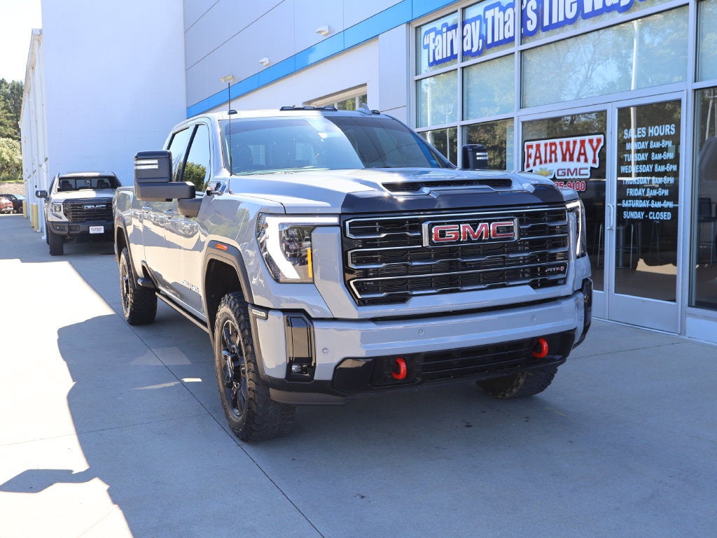 2025 GMC Sierra 3500HD AT4 - Photo 2
