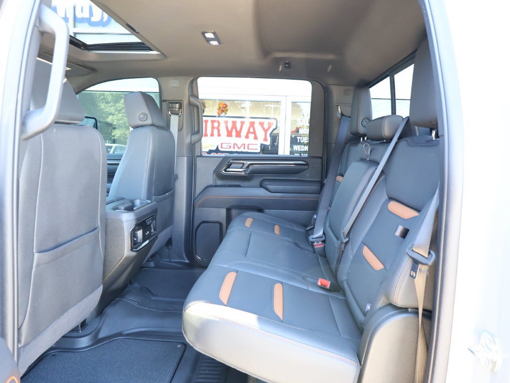2025 GMC Sierra 3500HD AT4 - Photo 29
