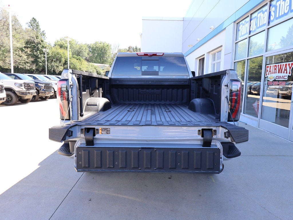 2025 GMC Sierra 3500HD AT4 - Photo 37