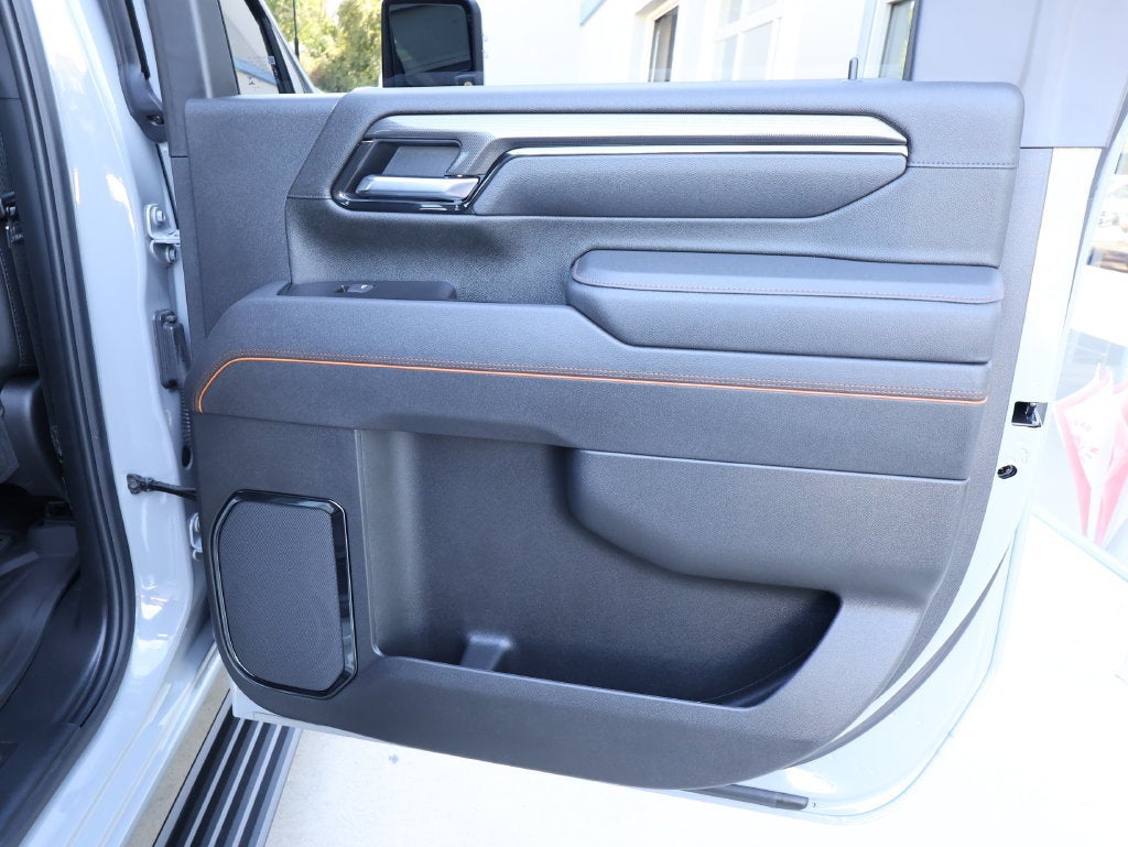 2025 GMC Sierra 3500HD AT4 - Photo 43