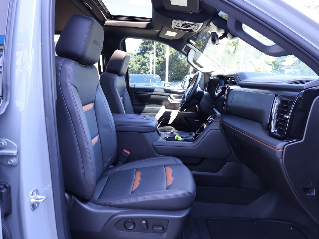 2025 GMC Sierra 3500HD AT4 - Photo 46