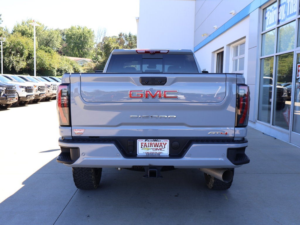 2025 GMC Sierra 3500HD AT4 - Photo 9