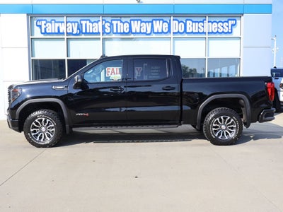 2023 GMC Sierra 1500 AT4
