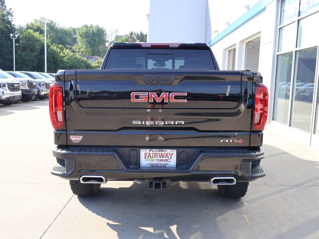 2023 GMC Sierra 1500 AT4