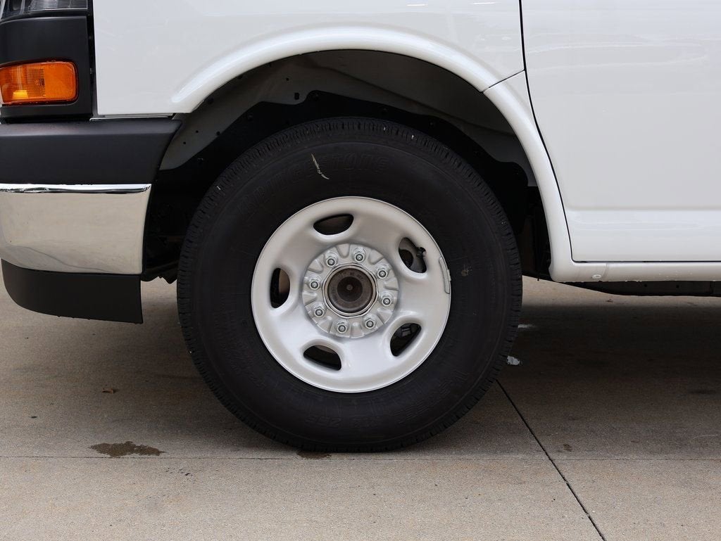 2025 GMC Savana Cargo Work Van