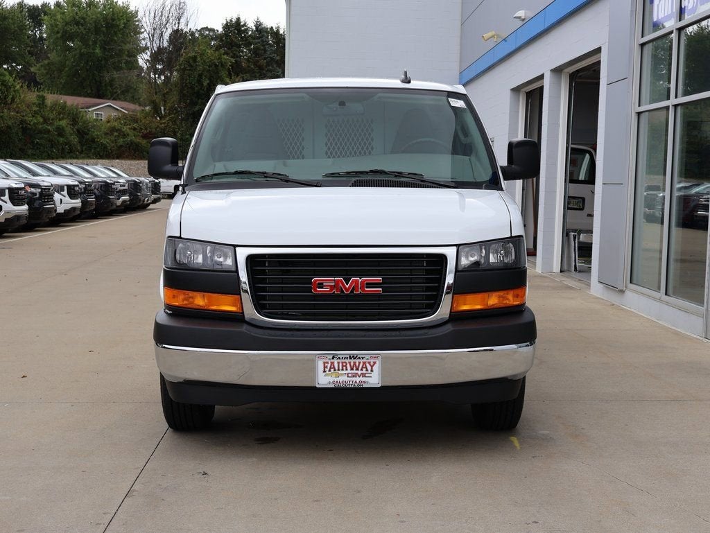 2025 GMC Savana Cargo Work Van