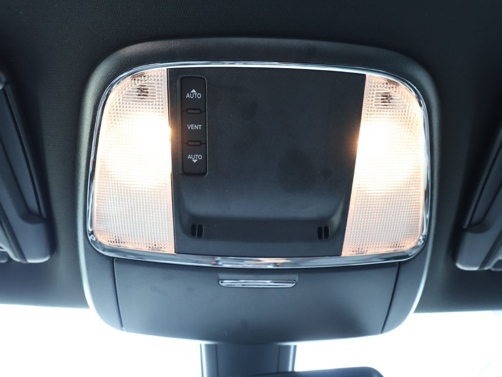 2023 Dodge Charger SXT - Photo 27