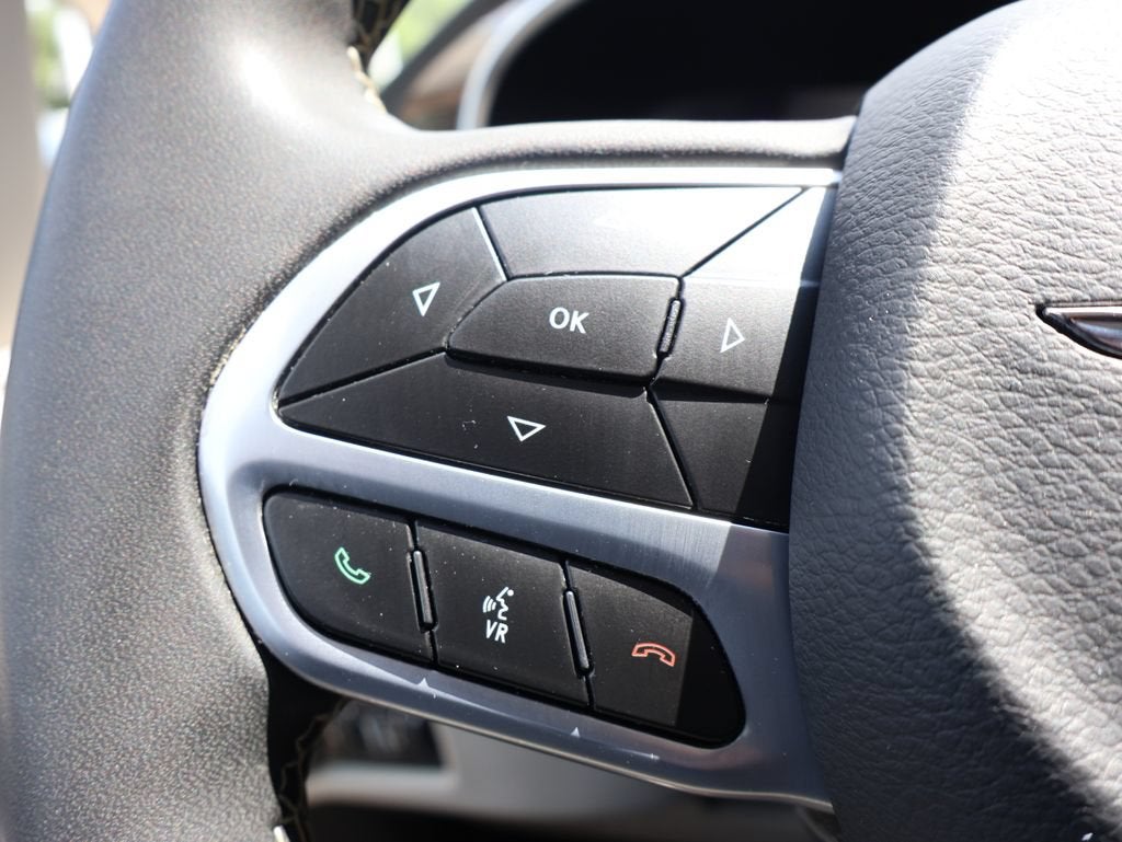2023 Chrysler Pacifica Limited AWD