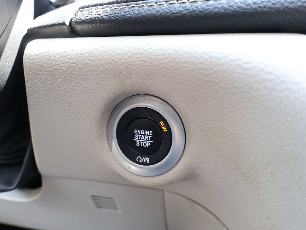 2023 Chrysler Pacifica Limited AWD