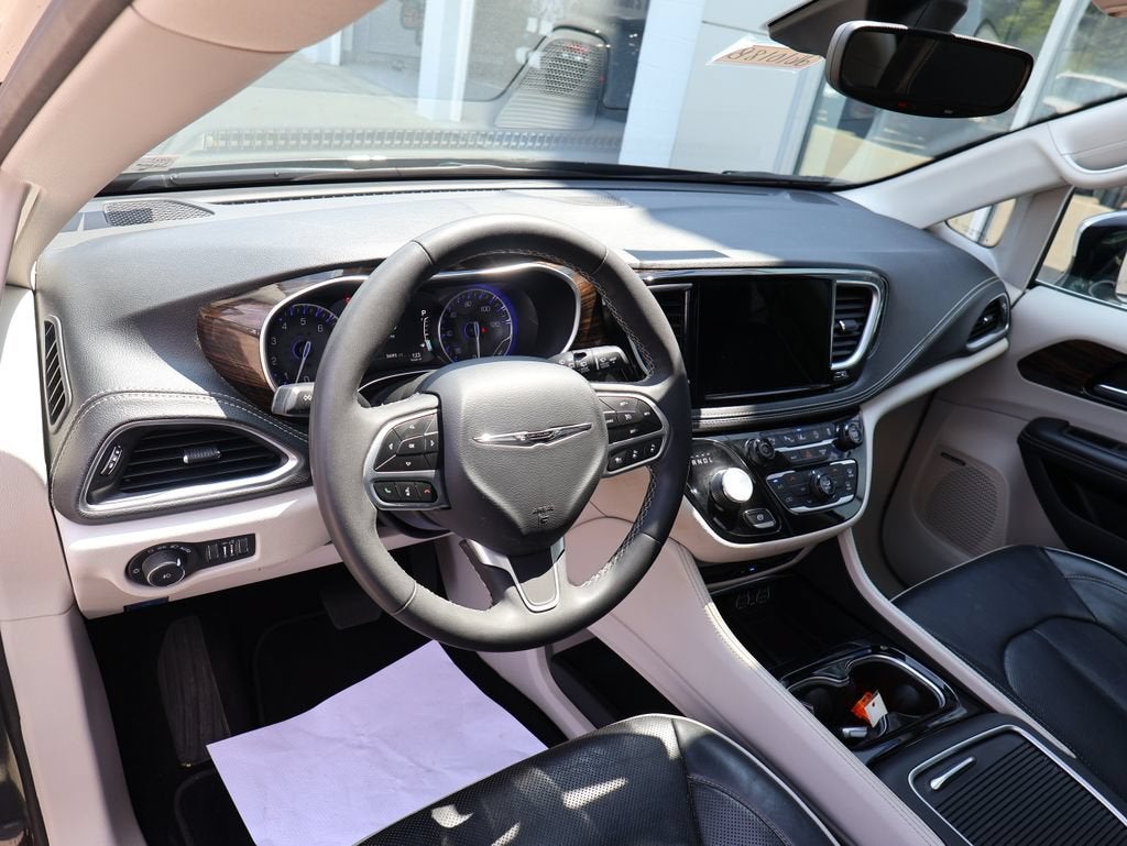 2023 Chrysler Pacifica Limited AWD