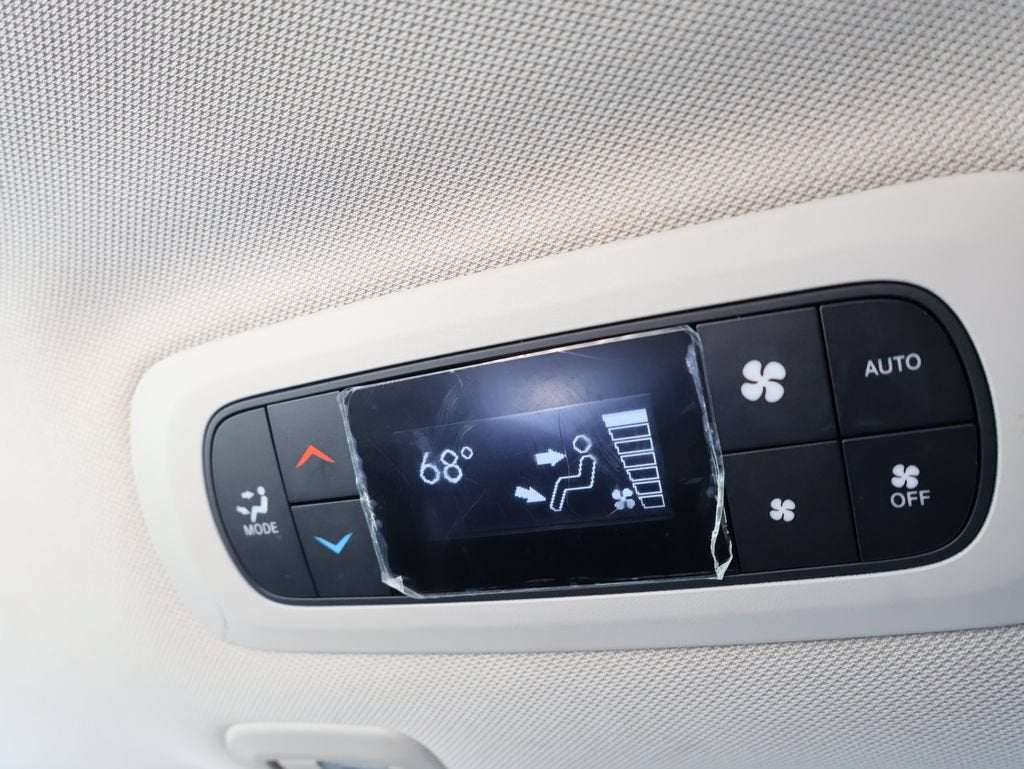 2023 Chrysler Pacifica Limited AWD