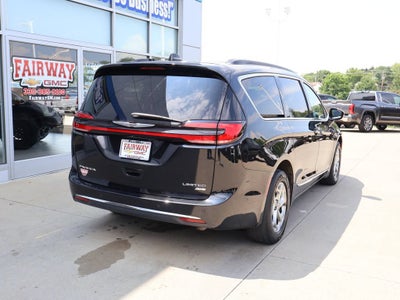 2023 Chrysler Pacifica Limited AWD
