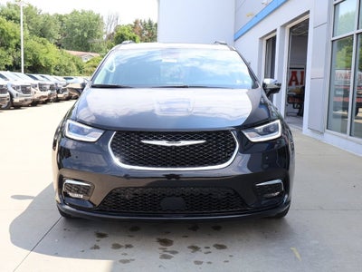 2023 Chrysler Pacifica Limited AWD
