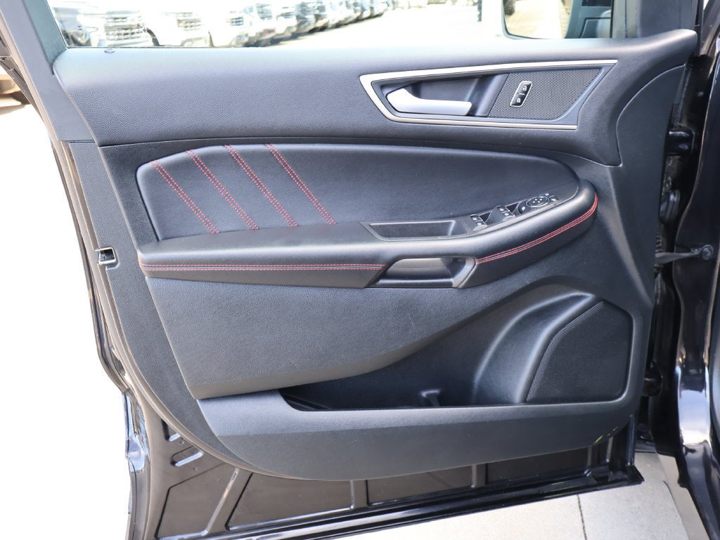 2024 Ford Edge ST-Line - Photo 10