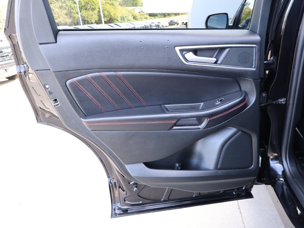 2024 Ford Edge ST-Line - Photo 24