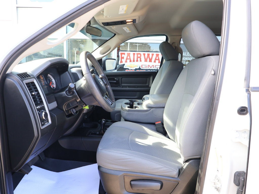 2018 RAM 2500 Tradesman Crew Cab 4x4 6'4" Box