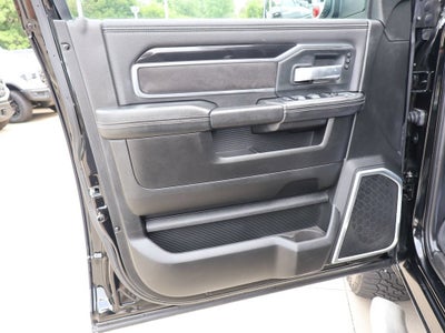 2020 RAM 2500 Laramie Crew Cab 4x4 6'4" Box