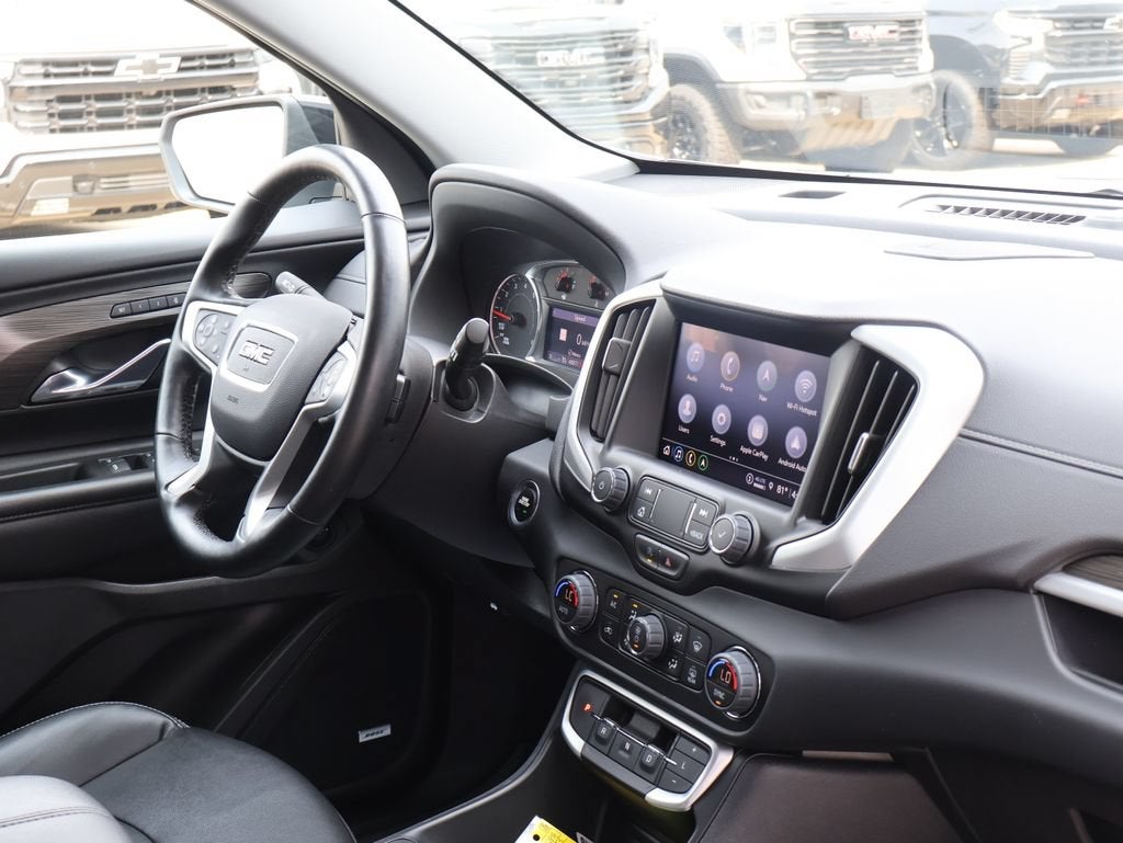 2023 GMC Terrain SLT