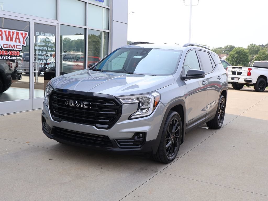 2023 GMC Terrain SLT