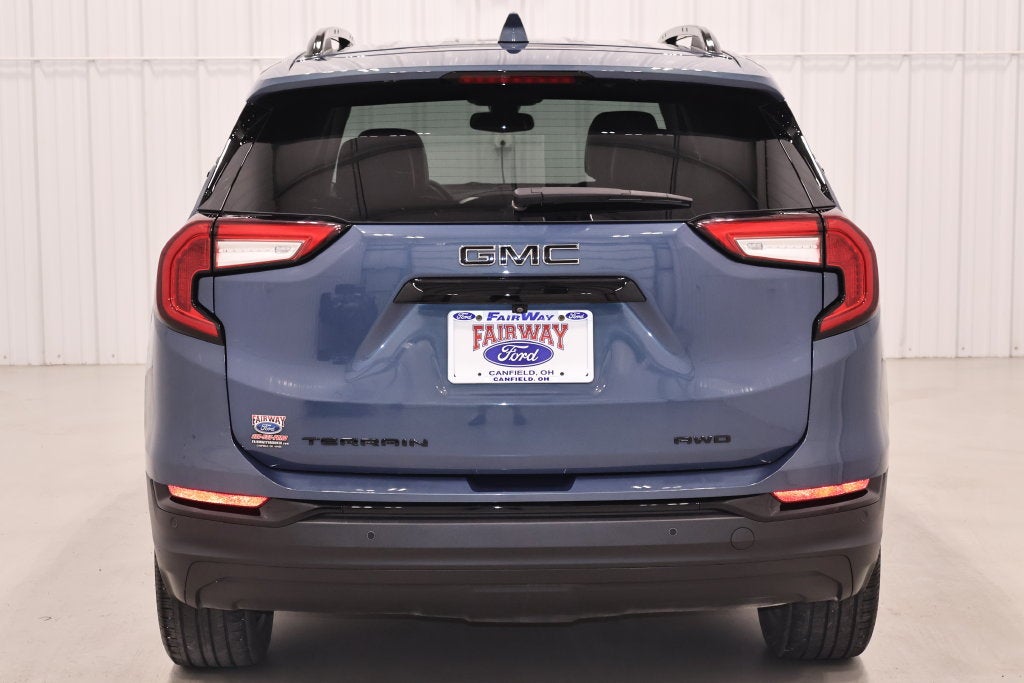 2024 GMC Terrain SLT