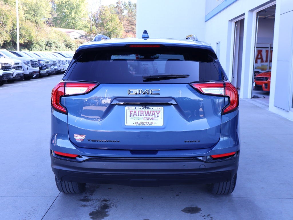 2024 GMC Terrain SLT