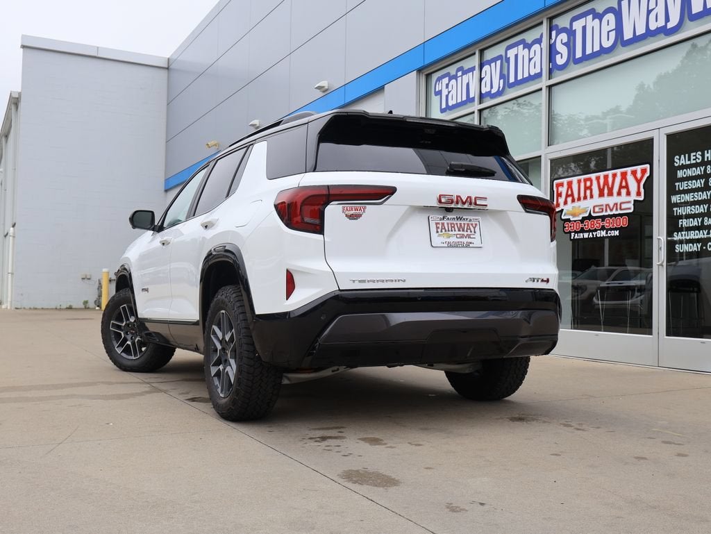 2027 GMC Terrain AWD AT4