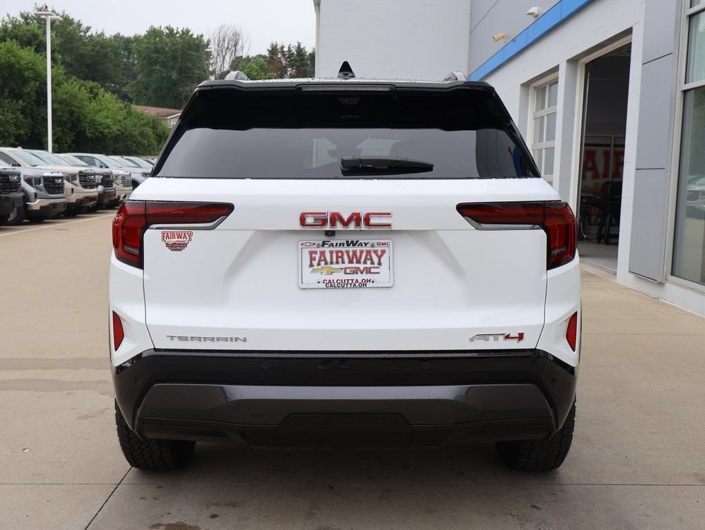 2027 GMC Terrain AWD AT4