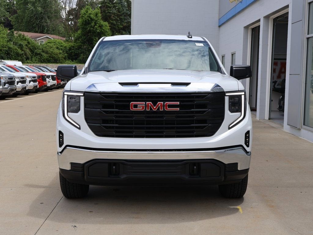 2025 GMC Sierra 1500 Pro