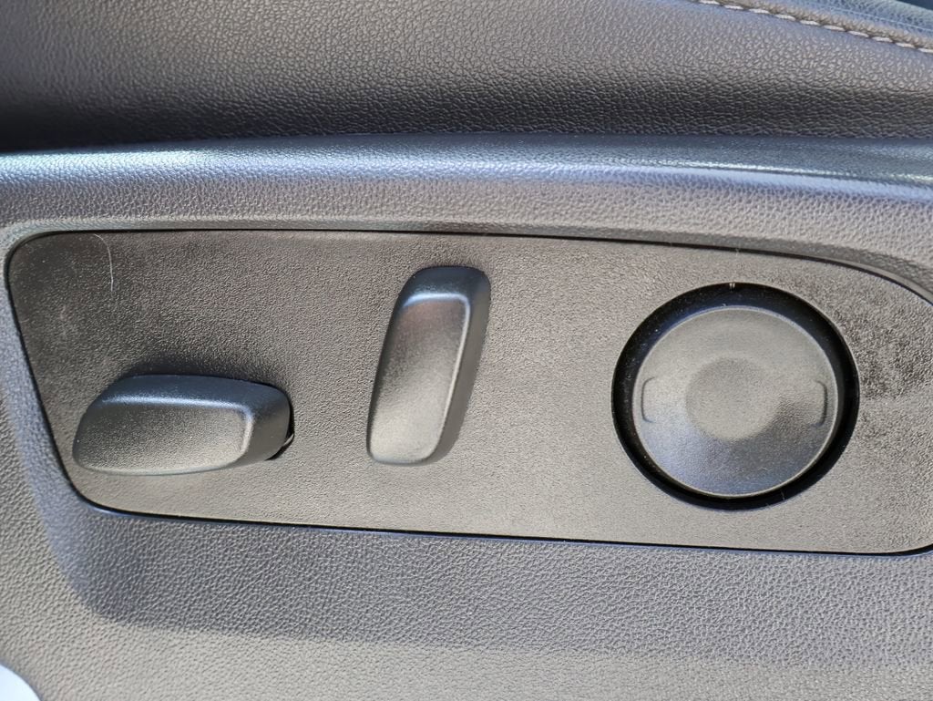 2025 GMC Sierra 1500 Elevation - Photo 16