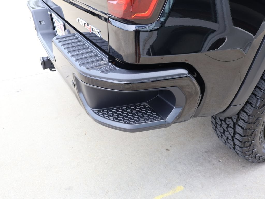 2024 GMC Sierra 1500 AT4X - Photo 39