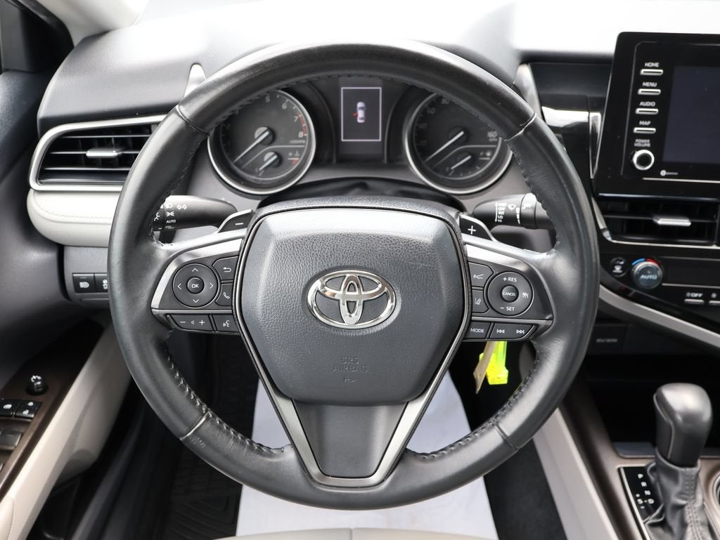 2022 Toyota Camry SE - Photo 13