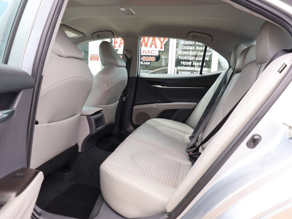 2022 Toyota Camry SE - Photo 23