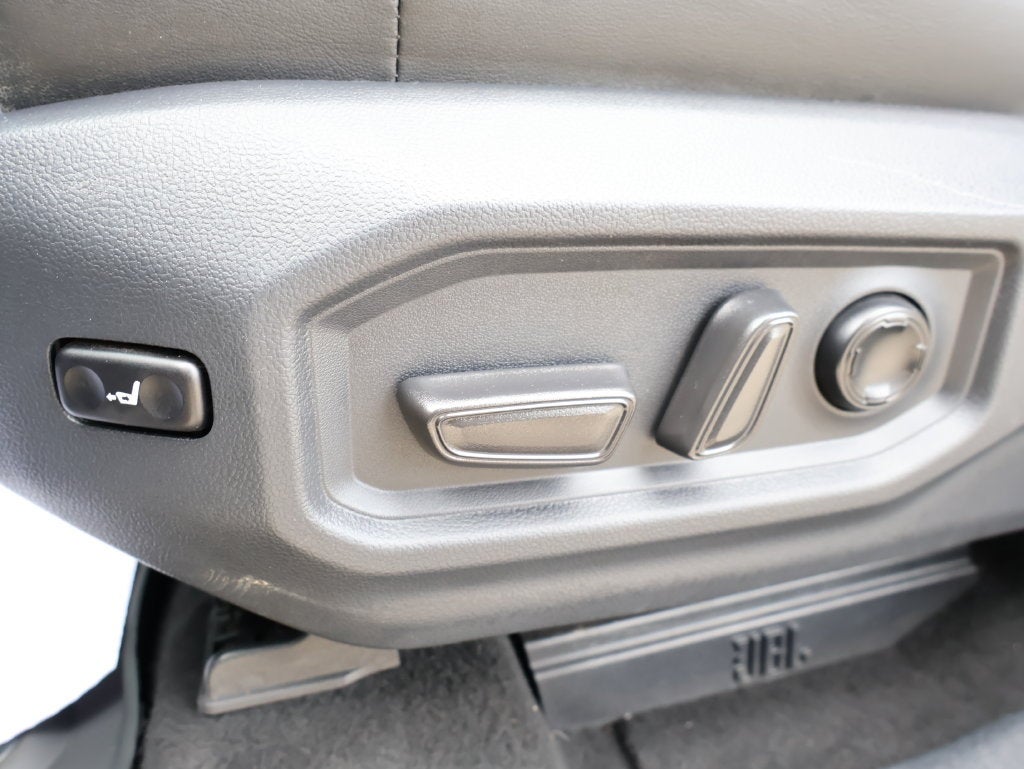 2023 Toyota Tundra Platinum - Photo 14