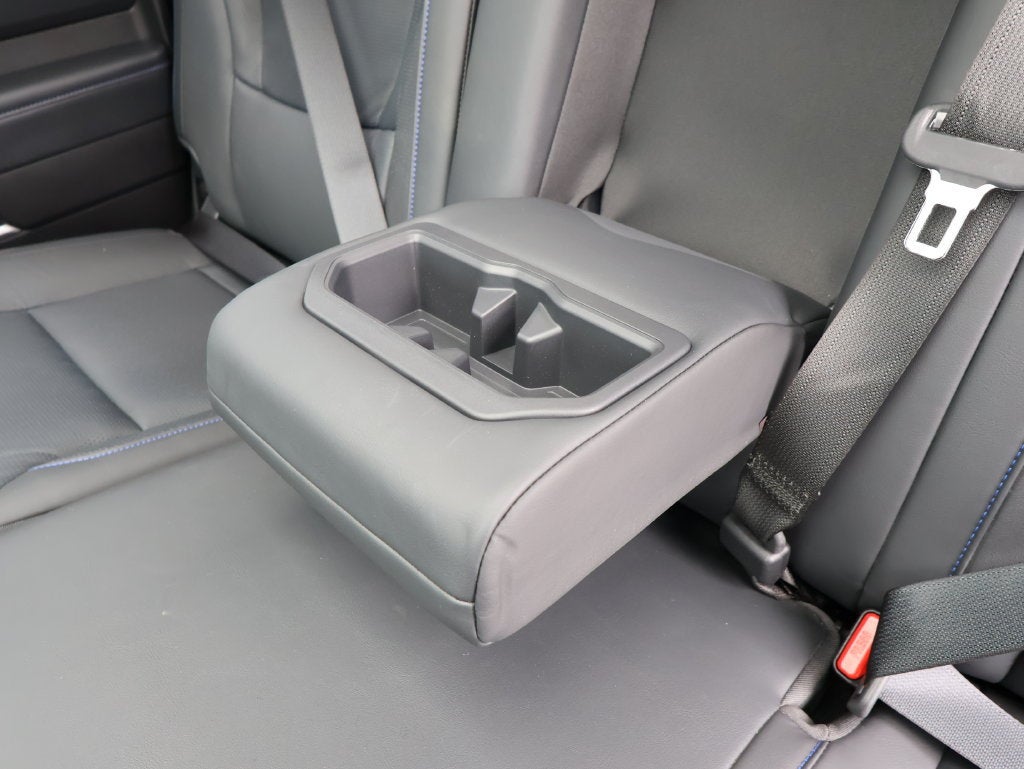 2023 Toyota Híbrido de tundra Platinum