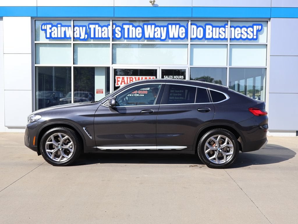 2023 BMW X4 xDrive30i