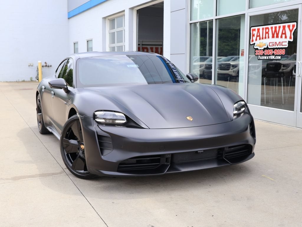 2024 Porsche Taycan Turbo